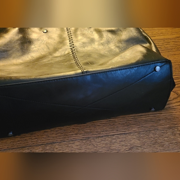 Zara | Black Faux Leather Tote - Picture 2 of 6